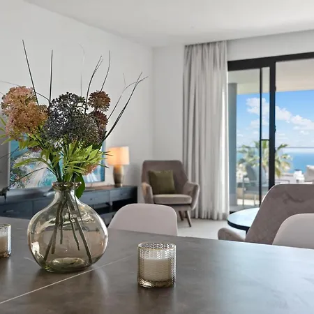 Seaview With Heated Pool By Costarentals - Ref M21 Apartment Estepona